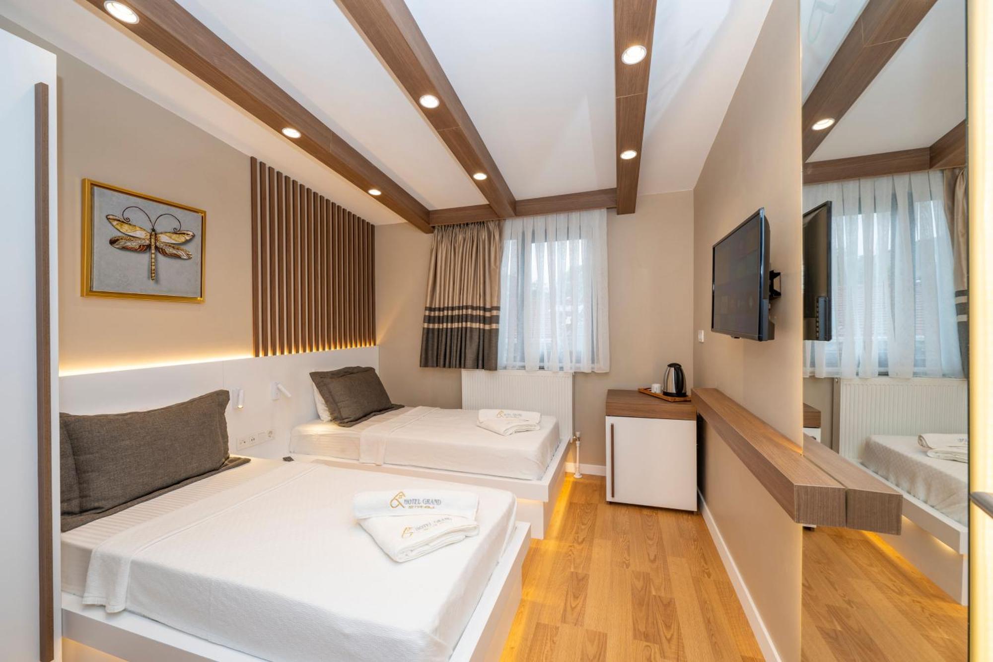Hotel Grand Istanbul Exteriör bild