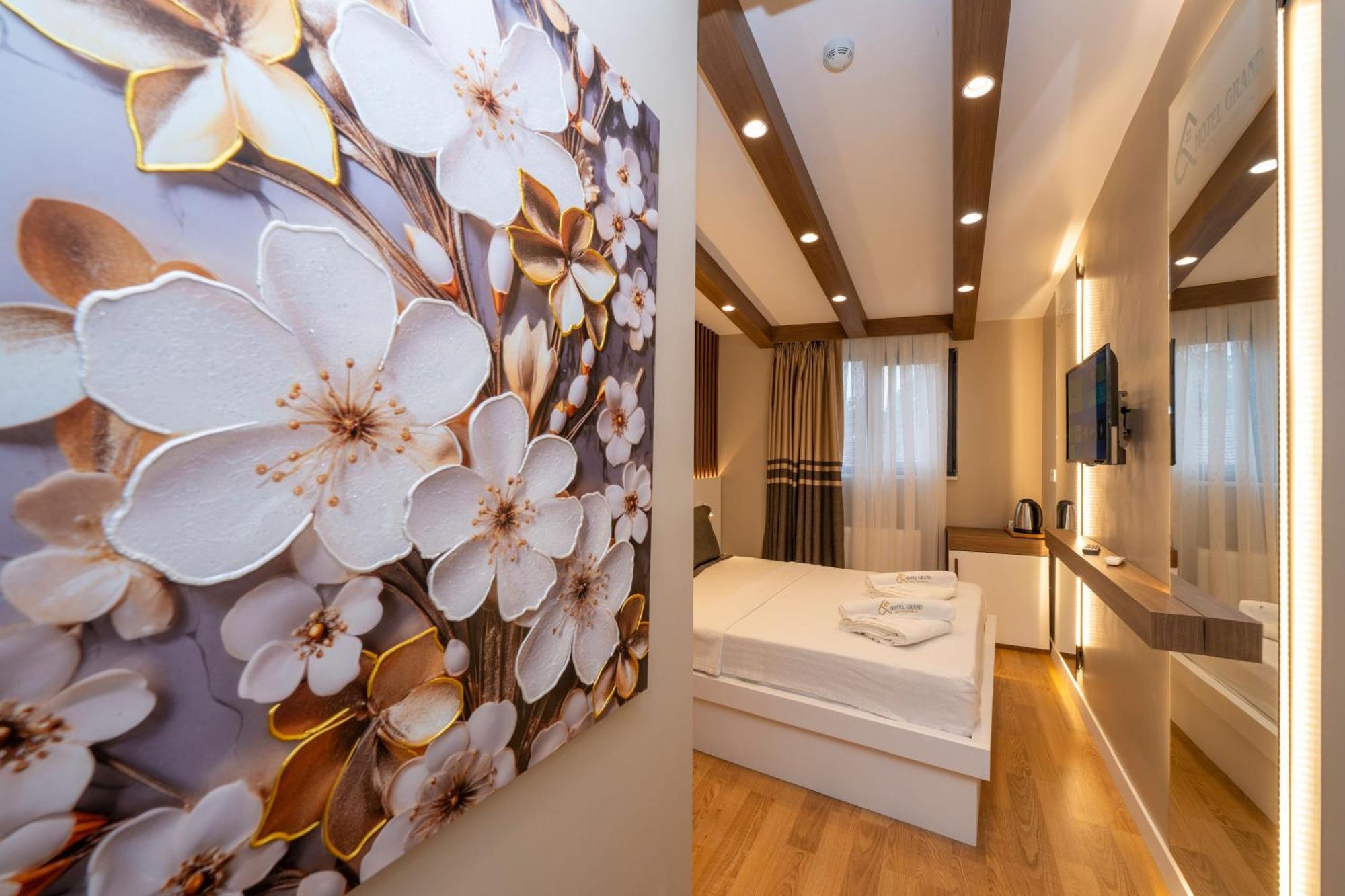Hotel Grand Istanbul Exteriör bild